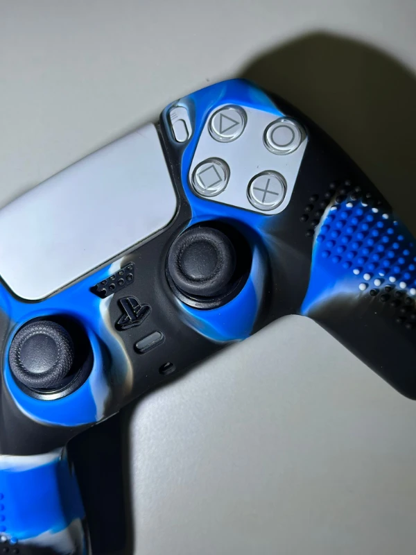 PS5 DualSense Kol Silikon Kılıf – Darbe Koruması ve Şık Tasarım - CLK9134