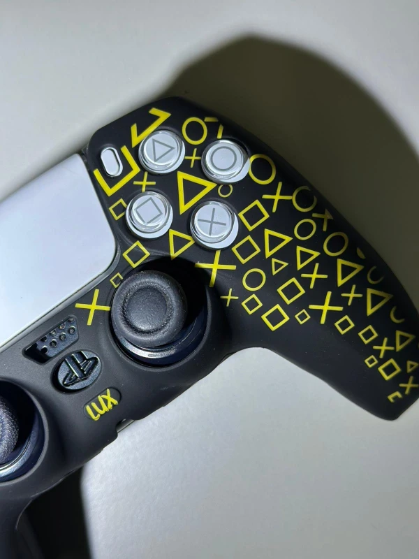 PS5 DualSense Kol Silikon Kılıf – Darbe Koruması ve Şık Tasarım - CLK9136