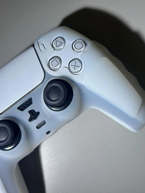 PS5 DualSense Kol Silikon Kılıf – Darbe Koruması ve Şık Tasarım - CLK9154
