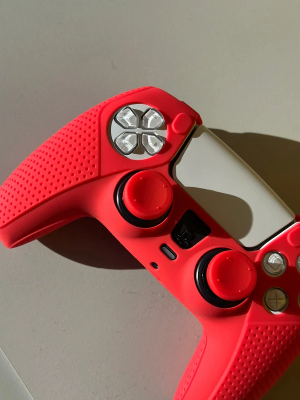 P-5 Silicone Protective Kit – PlayStation 5 DualSense Koruma Seti - Kırmızı