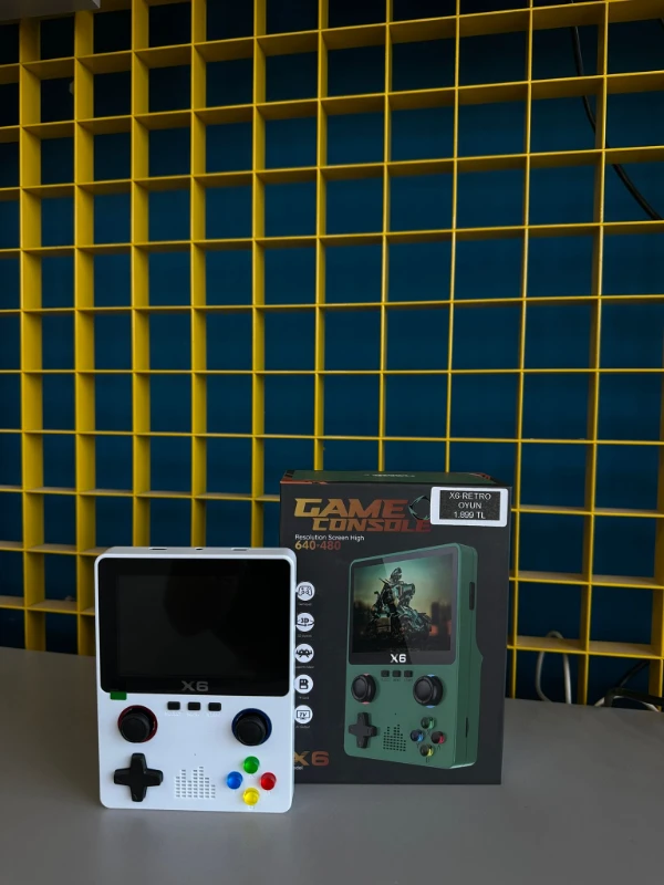 X6 – Taşınabilir Retro Oyun Konsolu | 10.000 Yüklü Oyun – HD Game Stick -BEYAZ