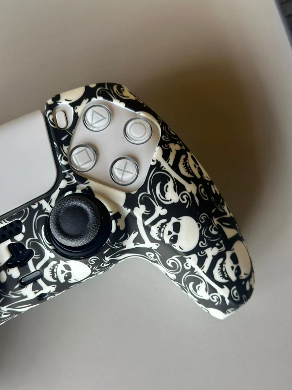 PS5 DualSense Kol Silikon Kılıf – Darbe Koruması ve Şık Tasarım - CLK9090