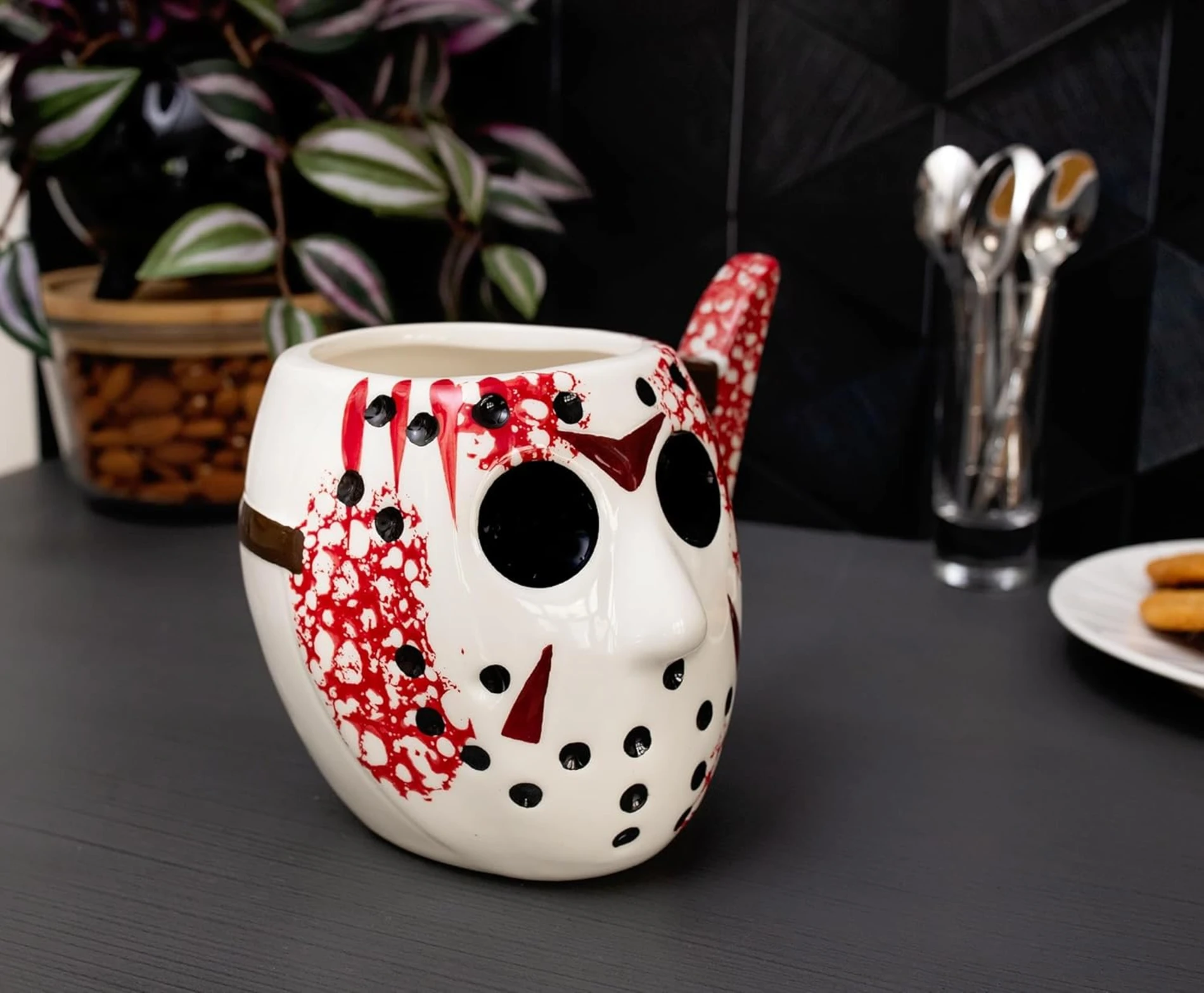 Friday the 13th Jason Mask 3D Seramik Kupa Bardak – Silver Buffalo Lisanslı  CL-K46